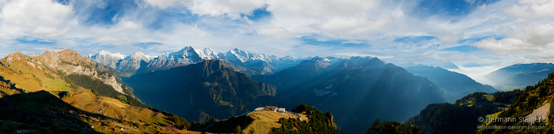 Blick von der Schynigge Platte auf Eiger, Mönch, Jungfrau und Thunersee
