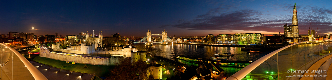 View of the Tower of London and Tower Bridge